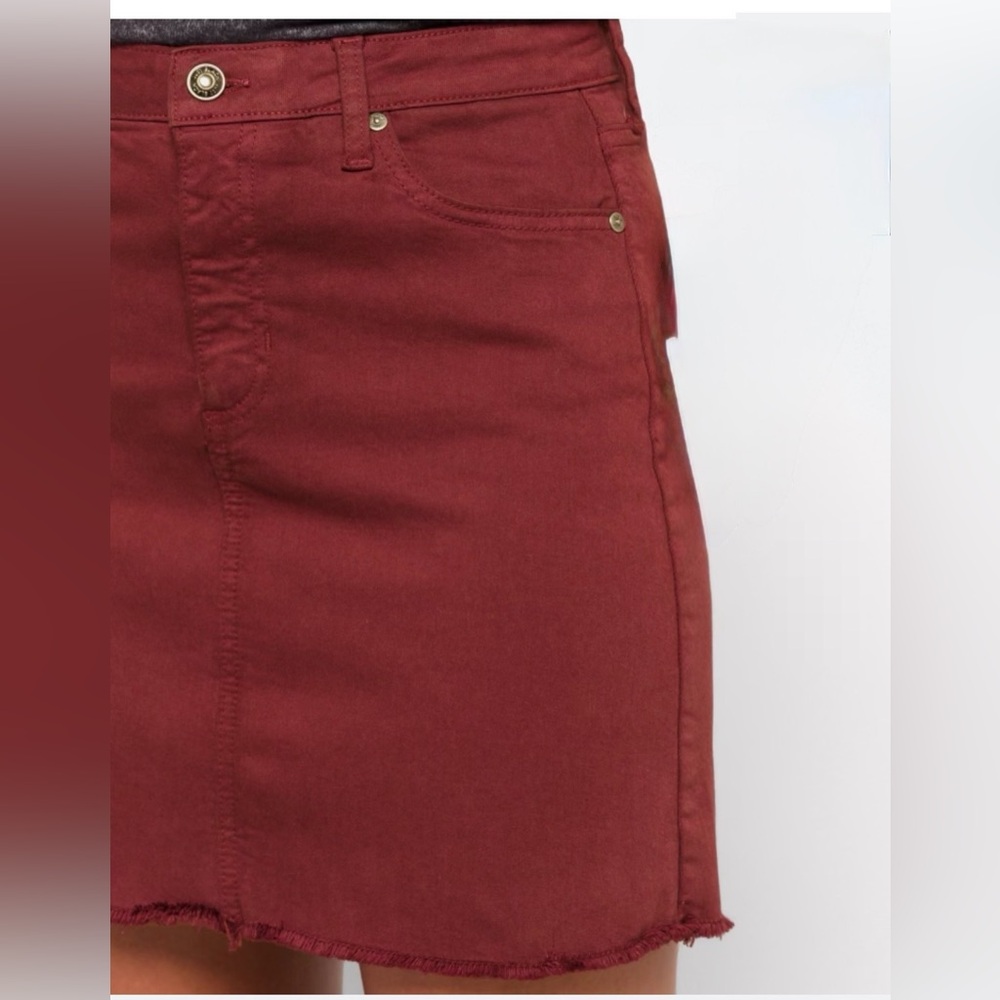 Just Black Burgundy Mini Skirt - Picture 7 of 7